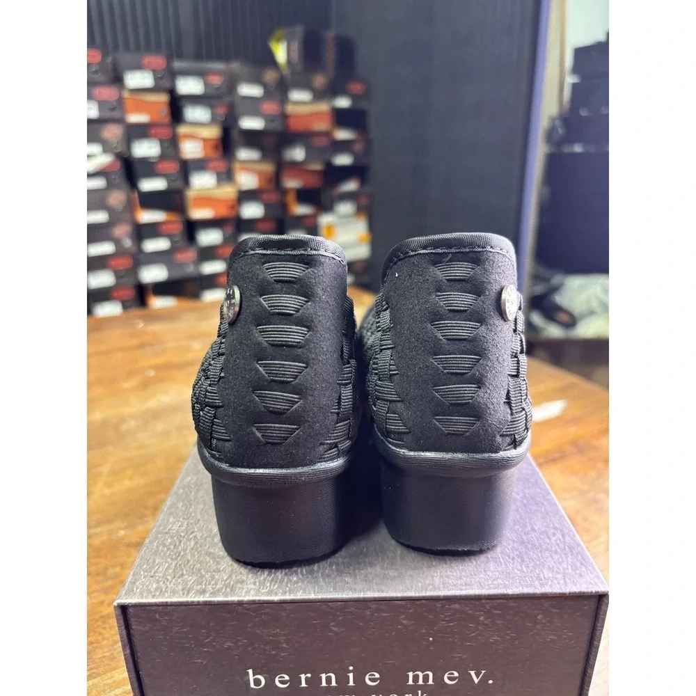 Bernie Mev Yael Fly Black Woven Elastic Wedge Shoes Size 38 US 7.5-8